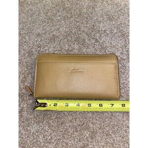 Stone Mountain Pebble Grain Leather Wallet NWOT